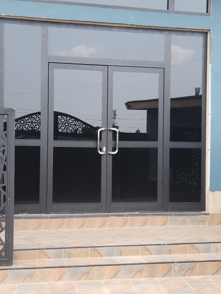 Aluminum Windows &&nbsp;Doors